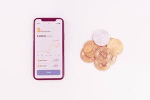 الفرق بين العملات الرقمية والعملات الافتراضية